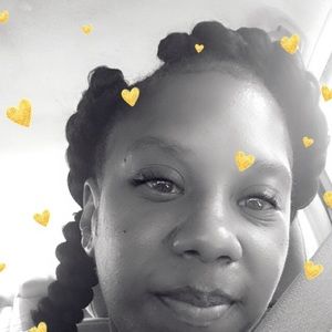 Meet your Posher, Tikita